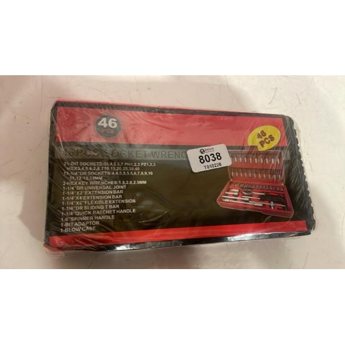 8038 - 46 PIECE SOCKET WRENCH SET