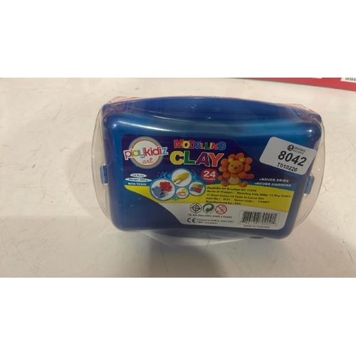 8042 - PLAY KIDS MODELLING CLAY SET