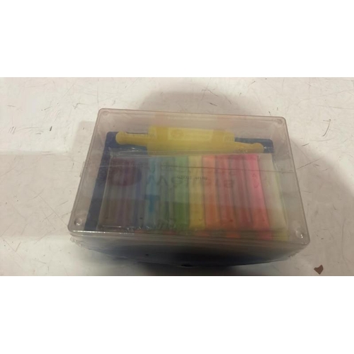 8042 - PLAY KIDS MODELLING CLAY SET