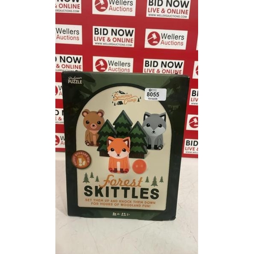 8055 - PROFESSOR PUZZLES FOREST SKITTLE SET
