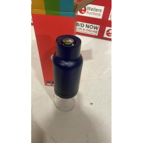 8062 - COOKS ESENTIALS GRAVITY MILL