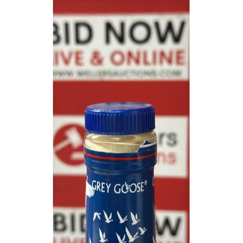 9096 - GREY GOOSE VODKA / 700ML / 40% / NEW, OPEN