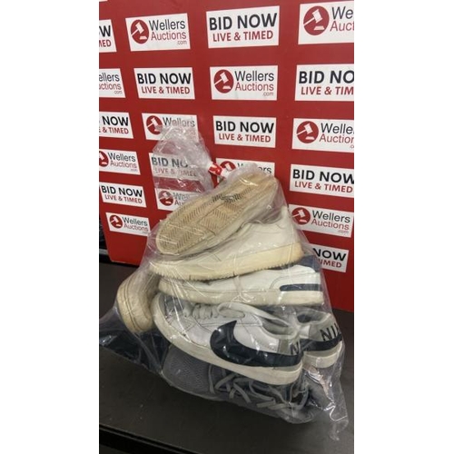 7537 - BAG OF TRAINERS INC. NIKE
