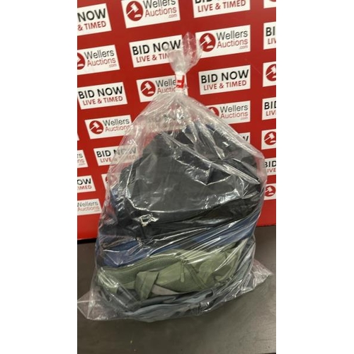 7565 - BAG OF RUCKSACKS