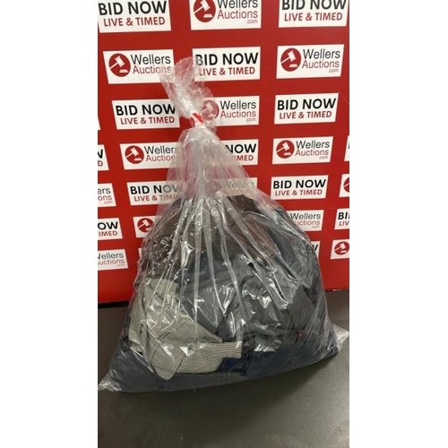 7584 - BAG OF JACKETS