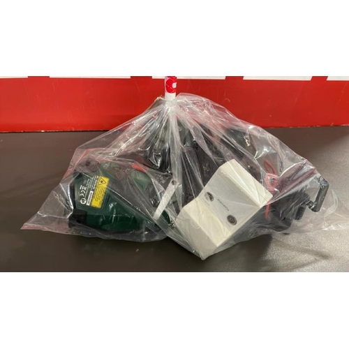 7588 - BAG OF MIXED ELETRONICS