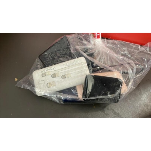 7599 - BAG OF POWER BANKS X5