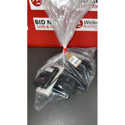 7607 - BAG OF POWER BANK X6