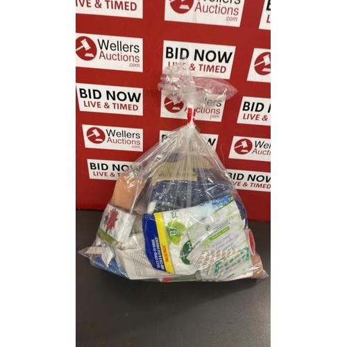 7613 - BAG OF HYGIENE ITEMS