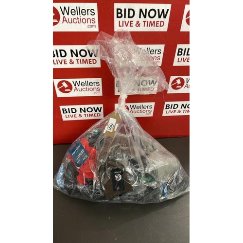 Lot 7621      