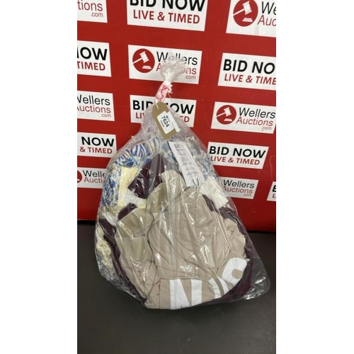 Lot 7624      