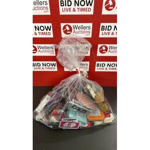 7636 - BAG OF PLAYING CARDS