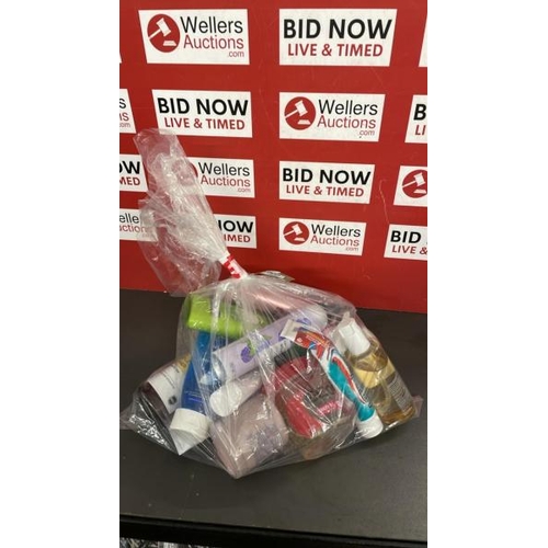 Lot 7658      