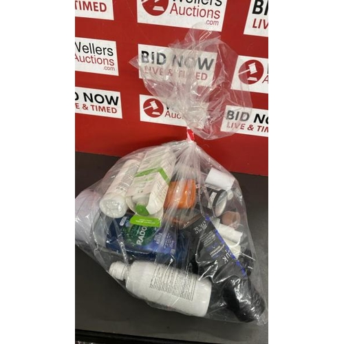 7666 - BAG OF BRAND NEW COSMETICS