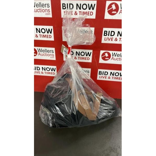 Lot 7688      