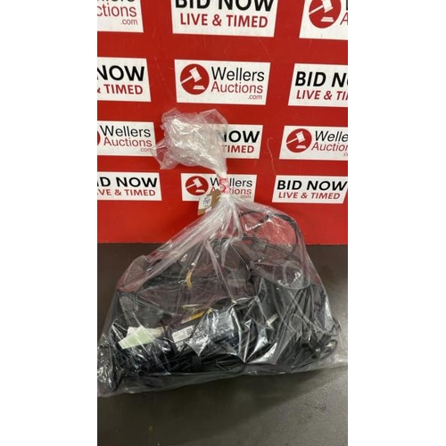 7707 - BAG OF LAPTOP CHARGER