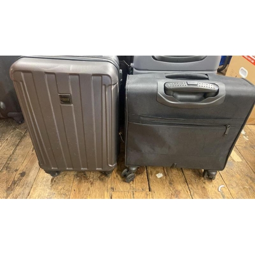 7809 - X2 SUITCASE INC. PRINCESS TTRAVELLER, WITTCHEN