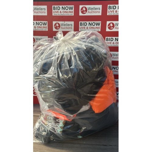 9165 - BAG OF GENTS PRE-OWNED CLOTHING / CW