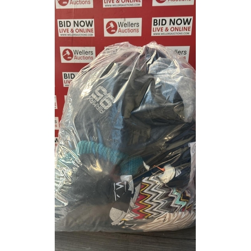 9165 - BAG OF GENTS PRE-OWNED CLOTHING / CW