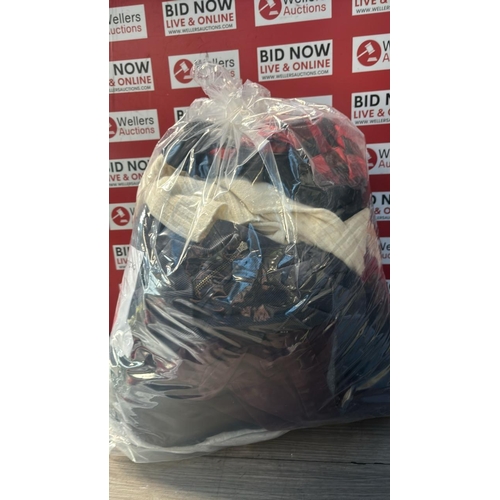 9167 - BAG OF GENTS PRE-OWNED CLOTHING / CW