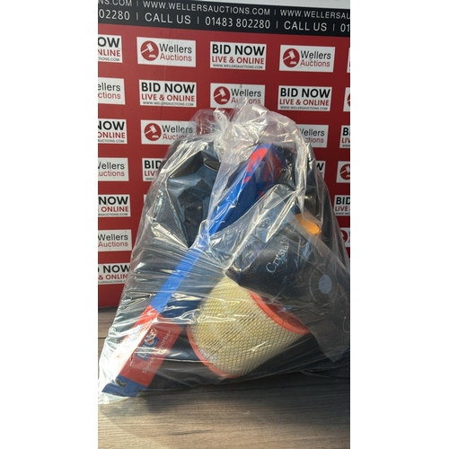 9175 - BAG OF AUTO RELATED ITEMS / CW