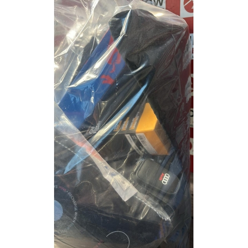 9175 - BAG OF AUTO RELATED ITEMS / CW