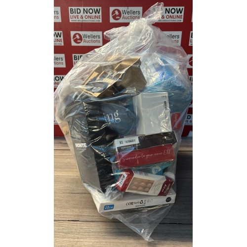 9180 - BAG OF HEALTH AND BEAUTY ITEMS  / CW