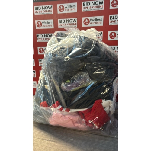 9181 - BAG OF CHILDRENS NEW CLOTHING / CW