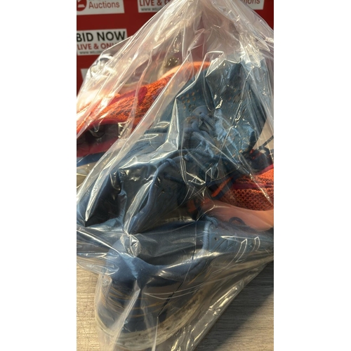 9226 - BAG OF PRE-OWNED FOOTWEAR / ORCW
