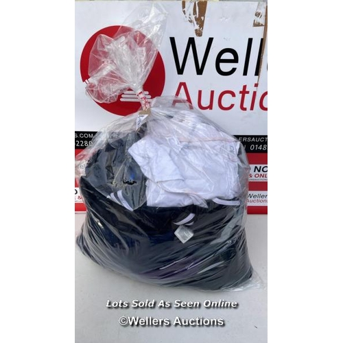 5631 - BAG OF MIXED CLOTHES INC. JACKETS, TROUSERS