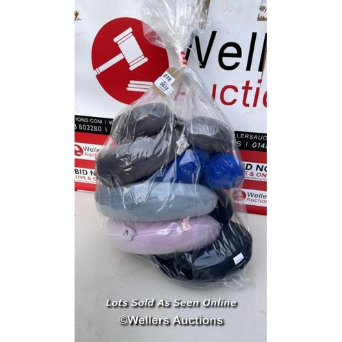 5632 - BAG OF TRAVEL PILLOW / A100