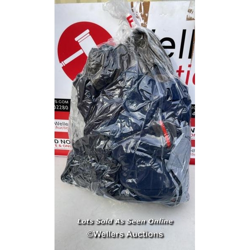 5646 - BAG OF JACKETS