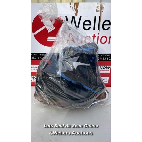 5649 - BAG OF MEN SHOES