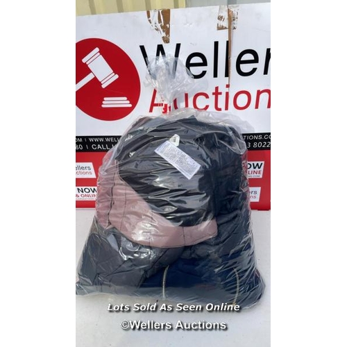 5653 - BAG OF JACKETS