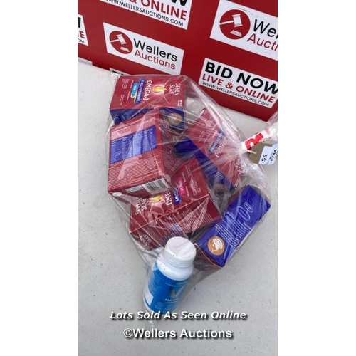 5744 - BAG OF VITAMINS