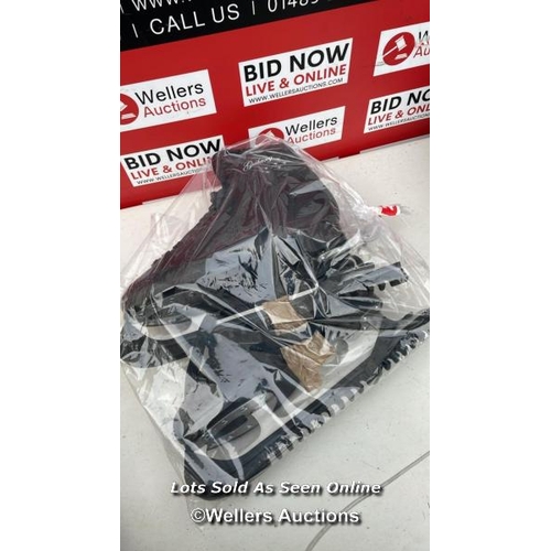 5778 - ICE SKATE ROLLERS