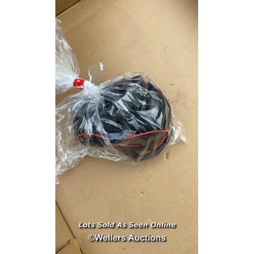 5794 - BAG OF HEADPHONES