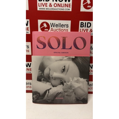 3052 - NEW SOLO SPECIAL EDITION JENNIE