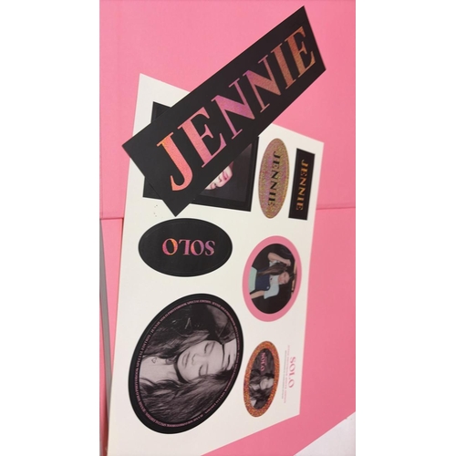 3052 - NEW SOLO SPECIAL EDITION JENNIE