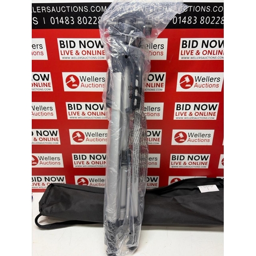 3059 - NEW TRIPOD