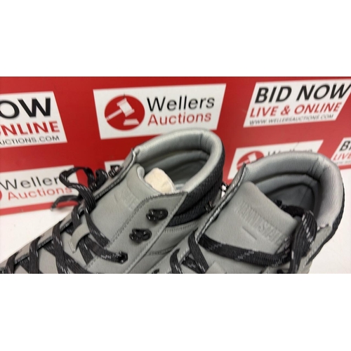 3078 - NEW NANNYSTATE TRAINERS, UK 11