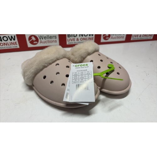 3080 - NEW CROCS CLASSIC FUXX SCUFF, UK M5 W6