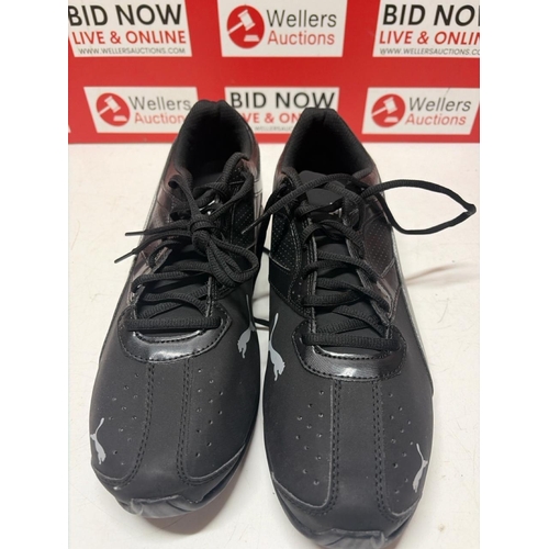 3086 - NEW PUMA TRAINERS, UK 11