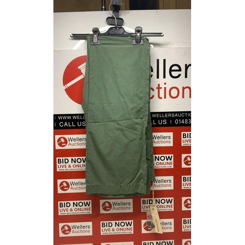 3156 - EW DIESEL GREEN TROUSERS, 33