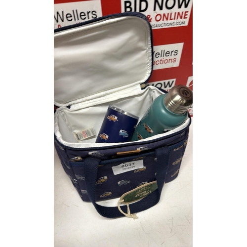 8037 - LAND ROVER DEFENDER COOL BAG WITH WATER BOTTLES