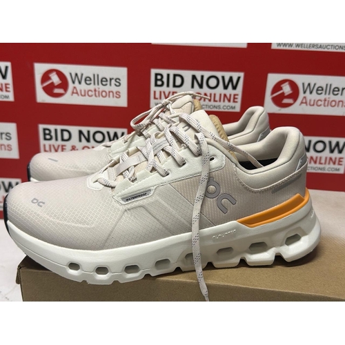 7056 - NEW ON WATERPROOF RUNNING TRAINERS WITH BOX SIZE 6