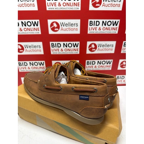7061 - NEW CHATHAM GALLEY 2  DARK TAN SIZE 8  WITH BOX