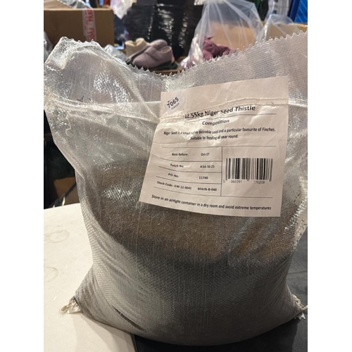 7065 - 12.55 KG NIGER SEED THISTLE , BIRD FOOD