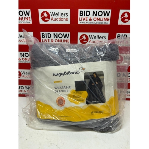 7073 - NEW HUGGLELAND WEARABLE BLANKET GREY SOFT