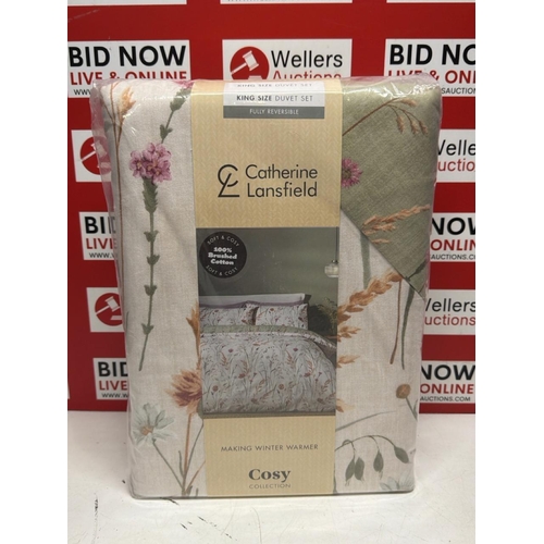 7078 - NEW CATHERINE LANDSFIELD KING DUVET SET FLORAL